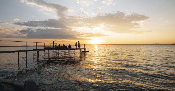 Panorámás Balaton-parti álomhelyszín nyári kikapcsolódásra, esküvőre vagy céges összejövetelekre (x)