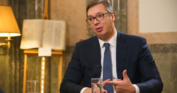 Vucic: Egyre bonyolultabb a helyzet a nagyhatalmak között