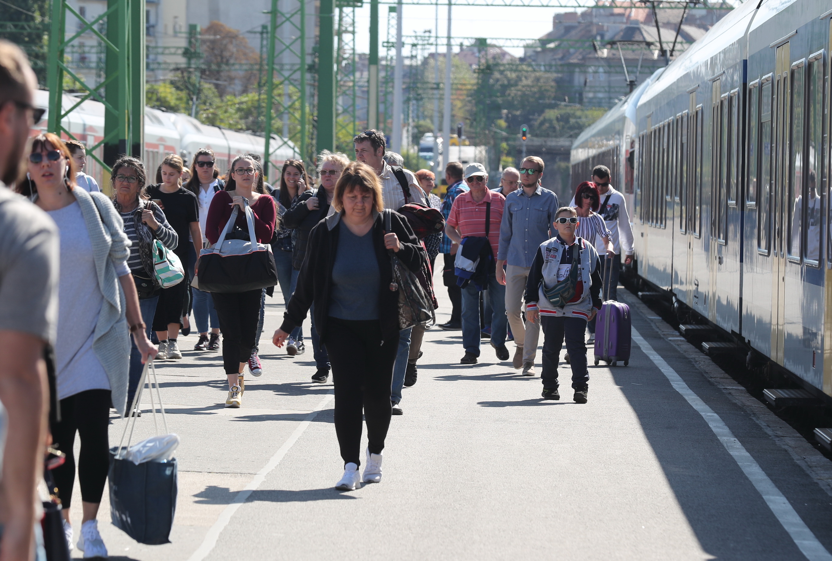 Komoly változások lesznek a busz- és vonatközlekedésben húsvétkor: íme, a részletek