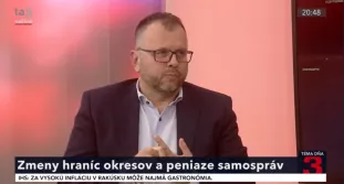 Őry: Az új közigazgatási beosztás erős politikai beavatkozásra ad lehetőséget