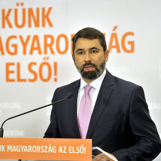 Riadót fúj a Fidesz: a baloldal brutális nyomásgyakorlásra készül Magyarország ellen