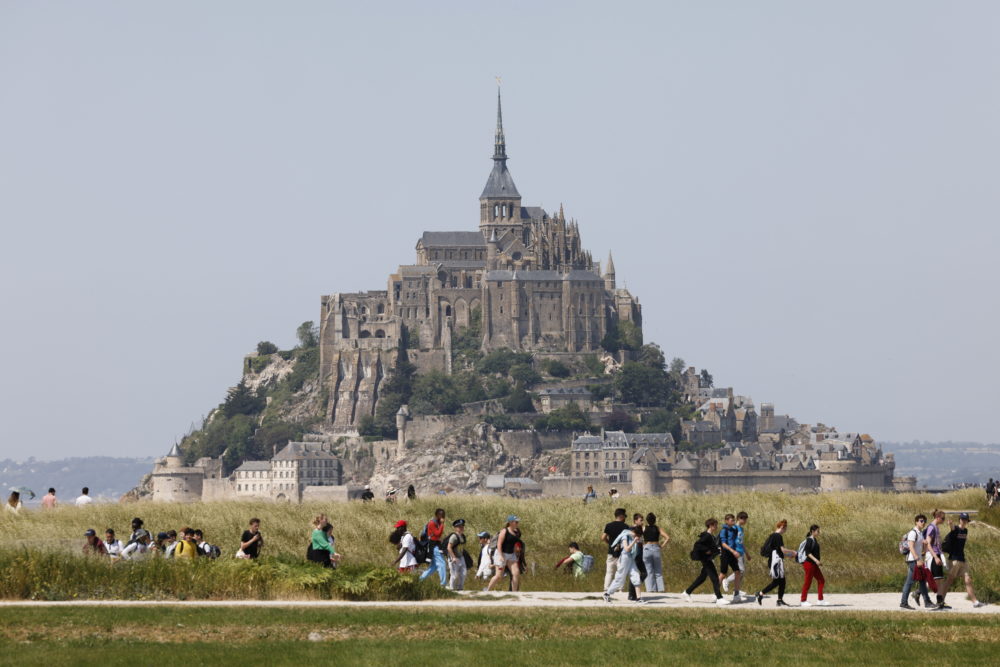 A mont-saint-micheli apátság milleniuma