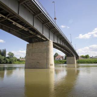 Meghibásodott a Szent István Tisza-híd