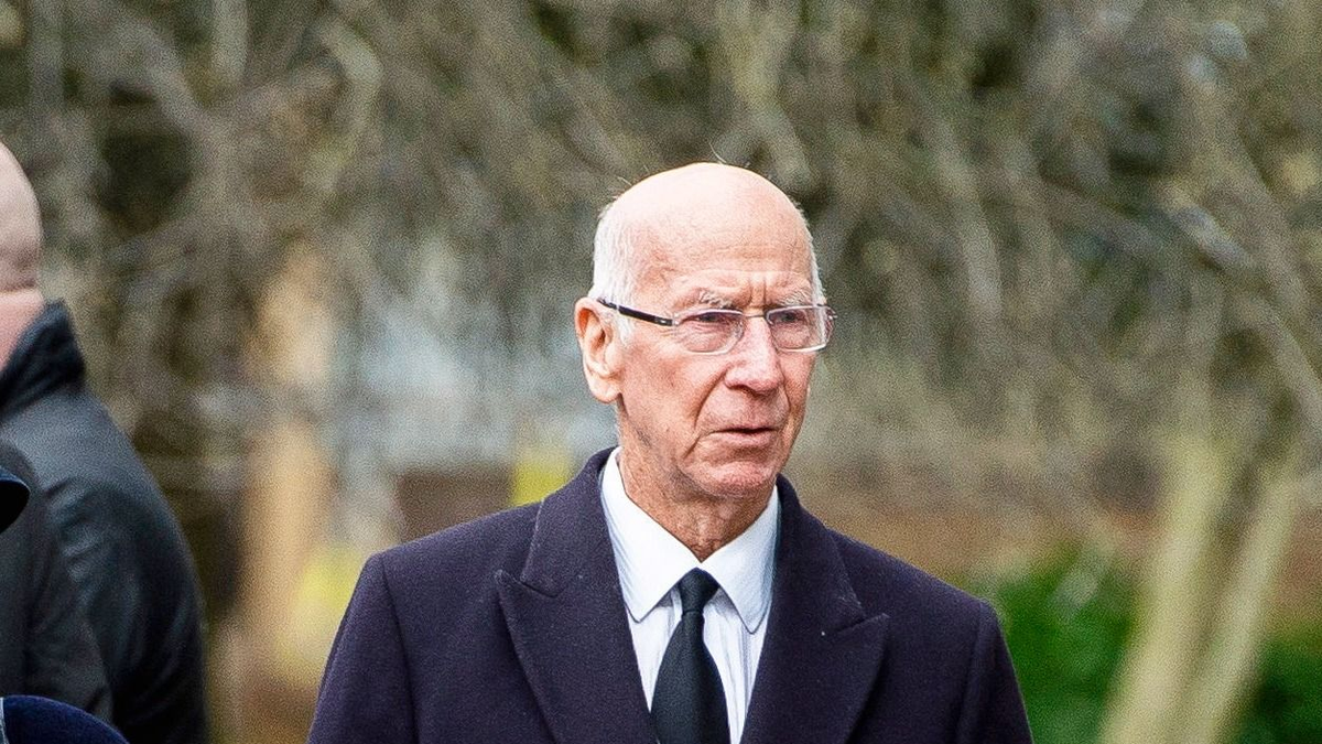 Elhunyt Bobby Charlton