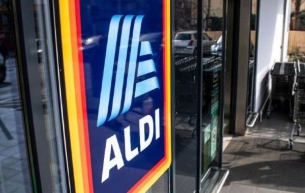 Az Aldi 12 százalékkal emeli a béreket januártól, egy boltvezető akár 1,4 milliót is kereshet