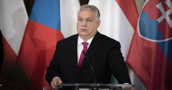 A kifütyült Orbán Viktor szerint még mindig van értelme a V4-nek