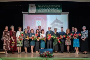 Átadták a Szlovákiai Magyar Pedagógusok Szövetsége díjait