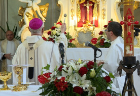 A munka nemesít és hasonlóvá tesz minket a teremtő Istenhez – Búcsú és templommegáldás Bódvaszilason