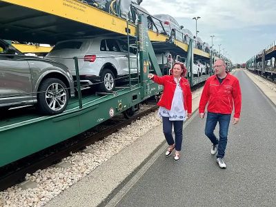 Egyre inkább a vasút felé fordul a győri Audi