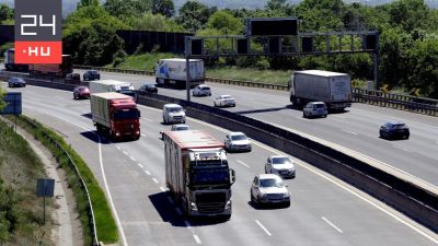 A rendkívüli hőség miatt felfüggesztik a kamionstopot