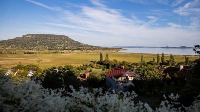 A világ legjelentősebb 200 földtani örökségi helyszíne közé választották a Bakony-Balaton-felvidék egykori vulkáni mezőjét