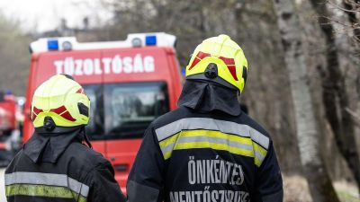 A pokol tüze égett Bénye közelében - videók, fotók a helyszínről