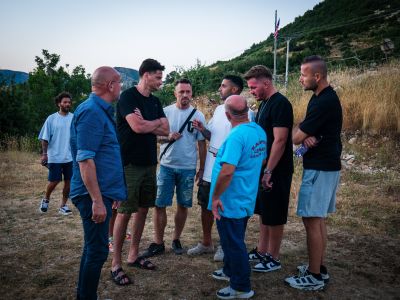 Kabát FC: katasztrofális futballpályát kaptak Kabáték (videó)