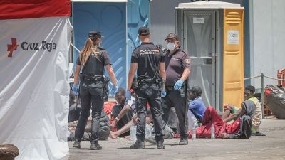 Migránsokba fulladnak a Kanári-szigeteken