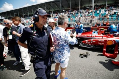 Sajtó: Ezért szállt ki a Ferrari a Newey-ért folyó harcból