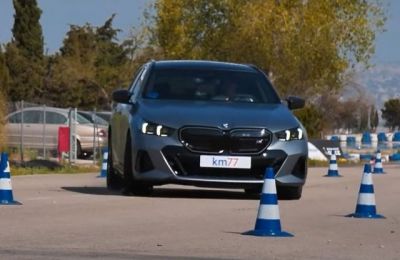 Fájt a bójáknak a BMW i5 kombi jávorszarvastesztje