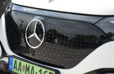 Most épp a Mercedes-Benz ígér 80 százalékkal hatékonyabb akkukat