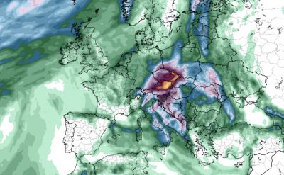 Ungváry Krisztián szőnyegbombázáshoz hasonlította a közelgő iszonyatos mennyiségű esőt