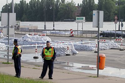 Hétfőtől harmadfokúra emelkedik az árvízvédelmi készültség Budapesten