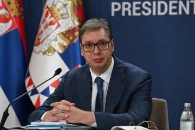 „Meg van kötve a keze”: Az orosz média kommentjei Aleksandar Vučić beszédét követően a Koszovóban kialakult feszültségek kapcsán