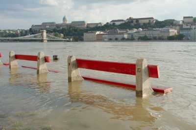  Karácsony Gergely: Érkezik az évtized legnagyobb árhulláma 