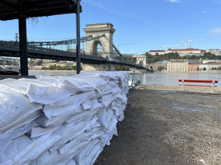 A nap képei: így készül Budapest az árvízre