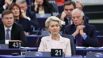 Közelít a tél Von der Leyen számára az EP-ben, a képviselők úgy érzik, semmibe vette őket