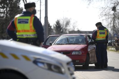 Kétszer fogták el az eltiltott sofőrt Szekszárdon