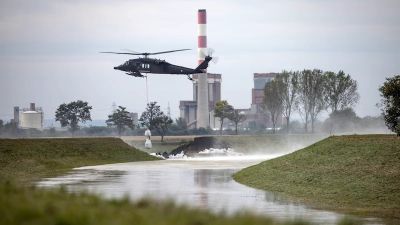 Ausztria: A vízszint csökkent, de a rémület még tart