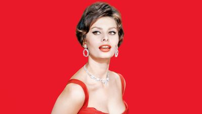 Kislányként csúfolták, ma ő minden idők legnagyobb dívája – 90 éves lett a megismételhetetlen Sophia Loren