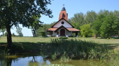 Nandafalva hindu templománál léleksimogató a pusztaság csöndje