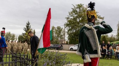 Százhetvenöt éve adták meg a komáromi várat, ezért írta alá Klapka a megegyezést