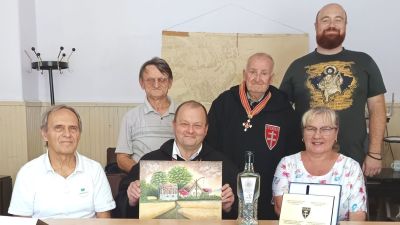 Gregor Lászlóék lovagrendi látogatást tettek Békésből a Vajdaságba