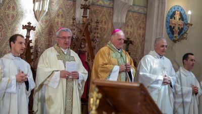 Az apostoli nuncius celebrálta a Szent Mihály-napi szentmisét