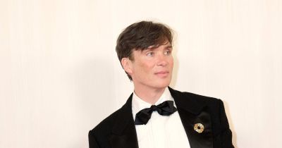 Cillian Murphy ismét Thomas Shelby bőrébe bújik – Ezzel a fotóval jelentette be a Netflix, hogy elkezdődött a Peaky Blinders-film forgatása