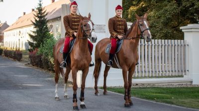 „…hogy rend van-e a saját világunkban, az elsősorban tőlünk függ” – tanévnyitó ünnepség 2024