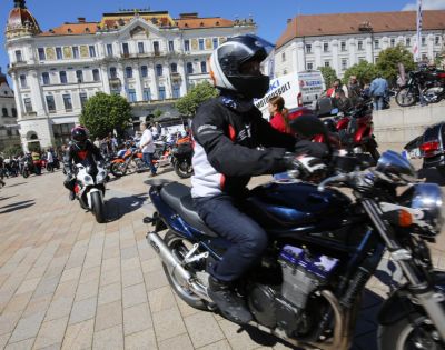 Így búcsúznak a motorosok a szezontól