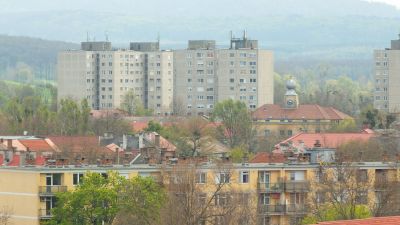 Íme Oroszlány legolcsóbb lakásai és házai - tanácsot is adunk