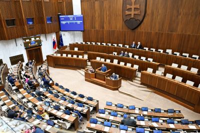 A parlament megszavazta a konszolidációs csomagot