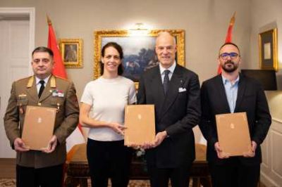 Honvédelmi miniszter: megerősítjük a területvédelmi tartalékos rendszert