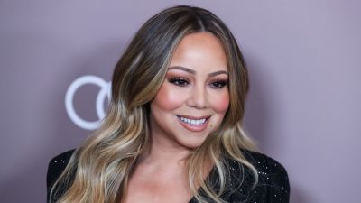 Mariah Carey magánrepülője ágyában válaszolta meg a sokakat izgató kérdést