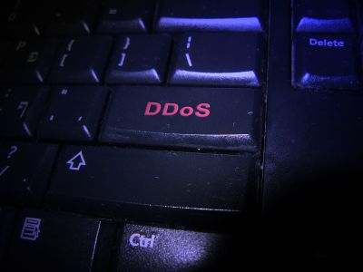 Rekorddöntő DDoS támadást akadályozott meg a Cloudflare