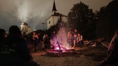 Woodstockká vált az esztergomi Szenttamás egy este erejéig +fotók, videó