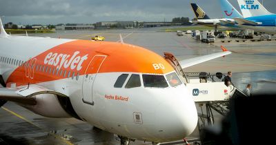 Káosz a manchesteri repülőtéren: potyautast fogtak az easyJet járatán