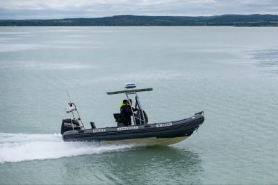 Hetekig ömlött a szennyvíz a Balatonba nyáron, ezért kellett bezárni a tihanyi strandot is