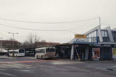 Jegyautomatát telepítene a Mars térre is a Volánbusz