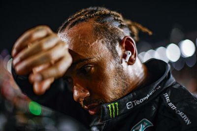 Lewis Hamilton sosem hallott részletet árult el a Mercedestől való távozásáról