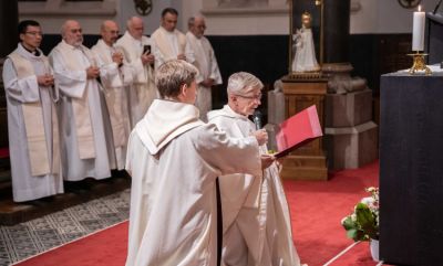 Örökfogadalmat tett Pakot Géza jezsuita szerzetes