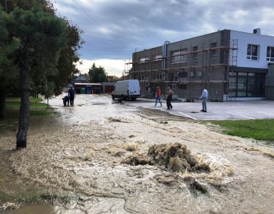 Még mindig nincs víz a dunaszerdahelyi csőtörés környékén