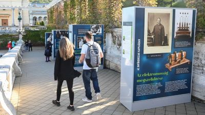 Szabadtéri tárlat nyílt a Várkert Bazárban